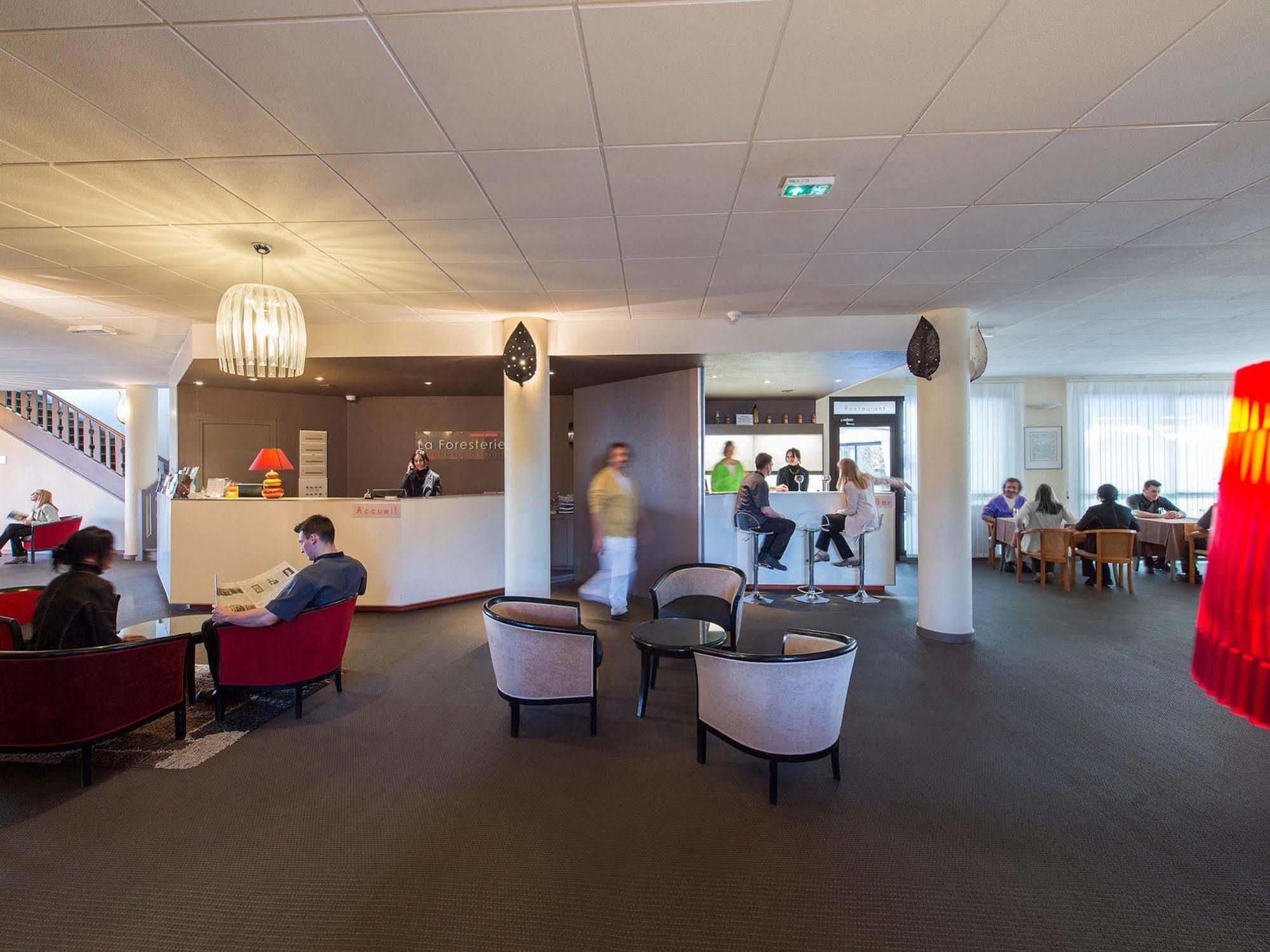 Hotel Restaurant Seminaires La Foresterie Le Mans Zewnętrze zdjęcie