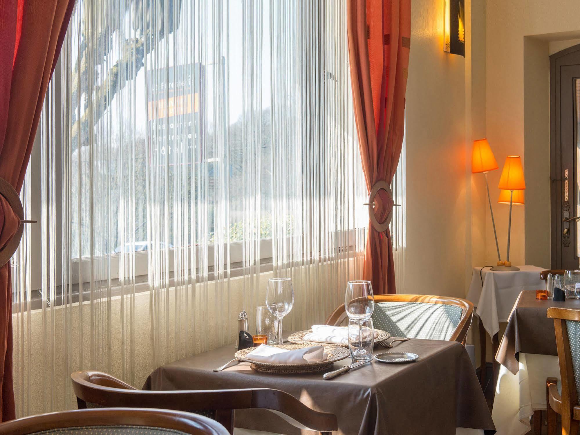 Hotel Restaurant Seminaires La Foresterie Le Mans Zewnętrze zdjęcie
